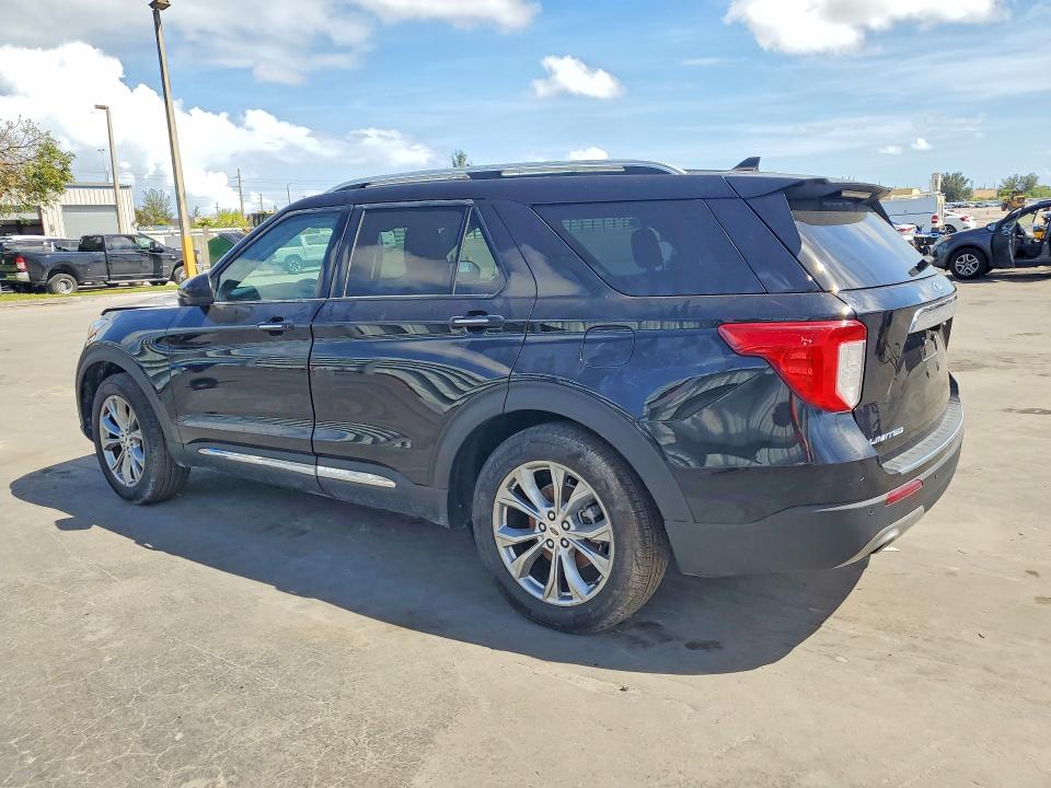 WATER/FLOOD damage on 2024 FORD EXPLORER — salvage auction listing