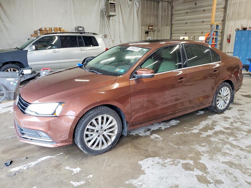 SIDE on 2016 VOLKSWAGEN JETTA — Copart lot 70048376