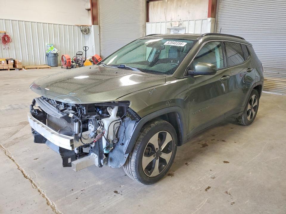 MINOR DENT/SCRATCHES on 2017 JEEP COMPASS — Copart lot 52040356