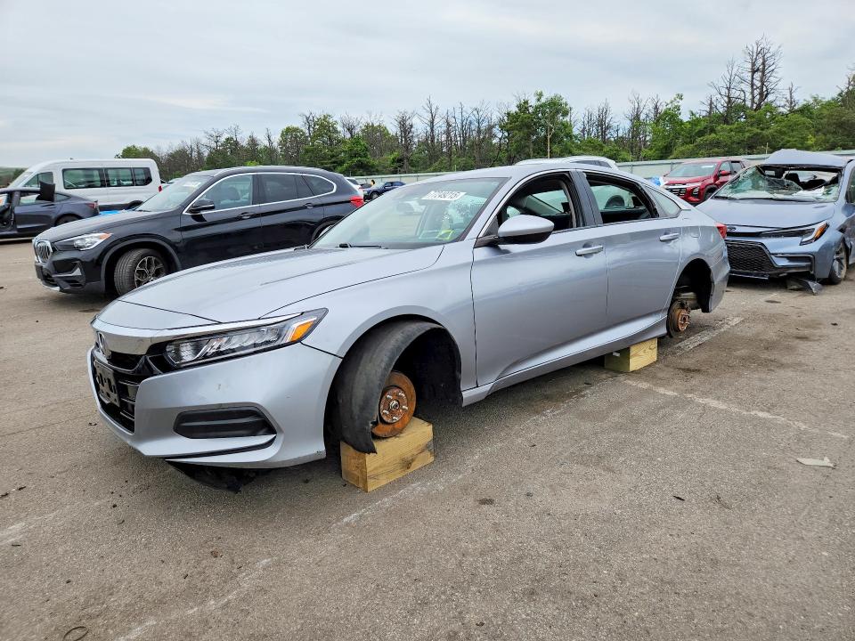 STRIPPED on 2018 HONDA ACCORD — Copart lot 77249215