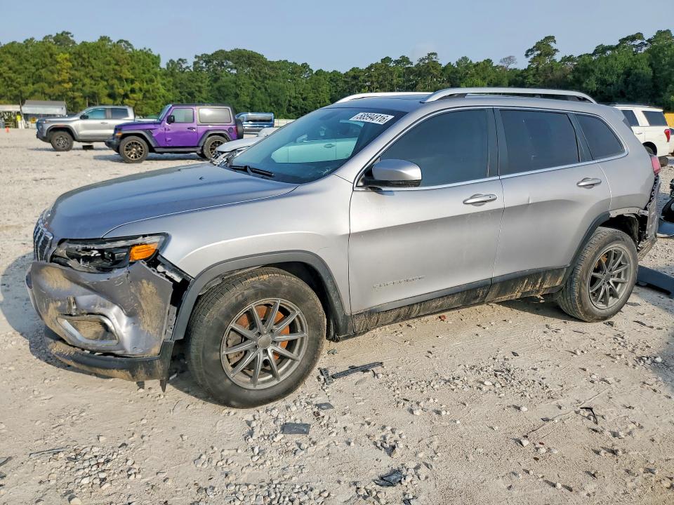 FRONT END on 2019 JEEP CHEROKEE — salvage auction