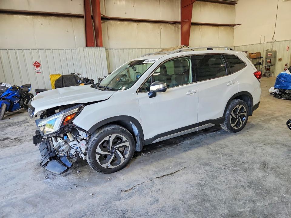FRONT END on 2022 SUBARU FORESTER — Copart lot 69687566