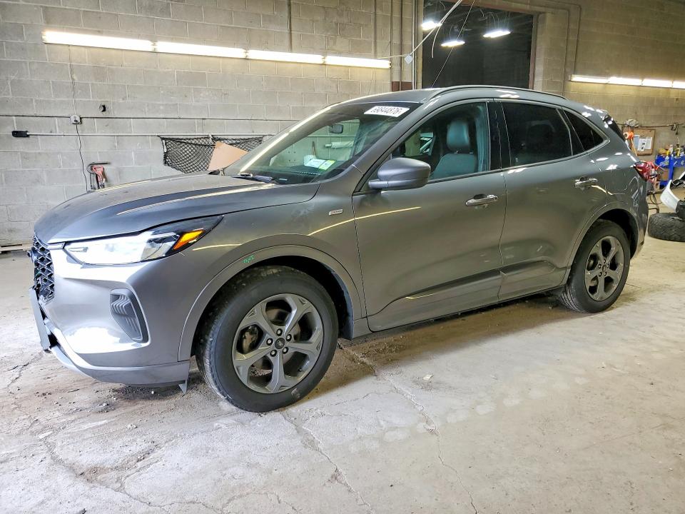 REAR END on 2023 FORD ESCAPE — Copart lot 69844876