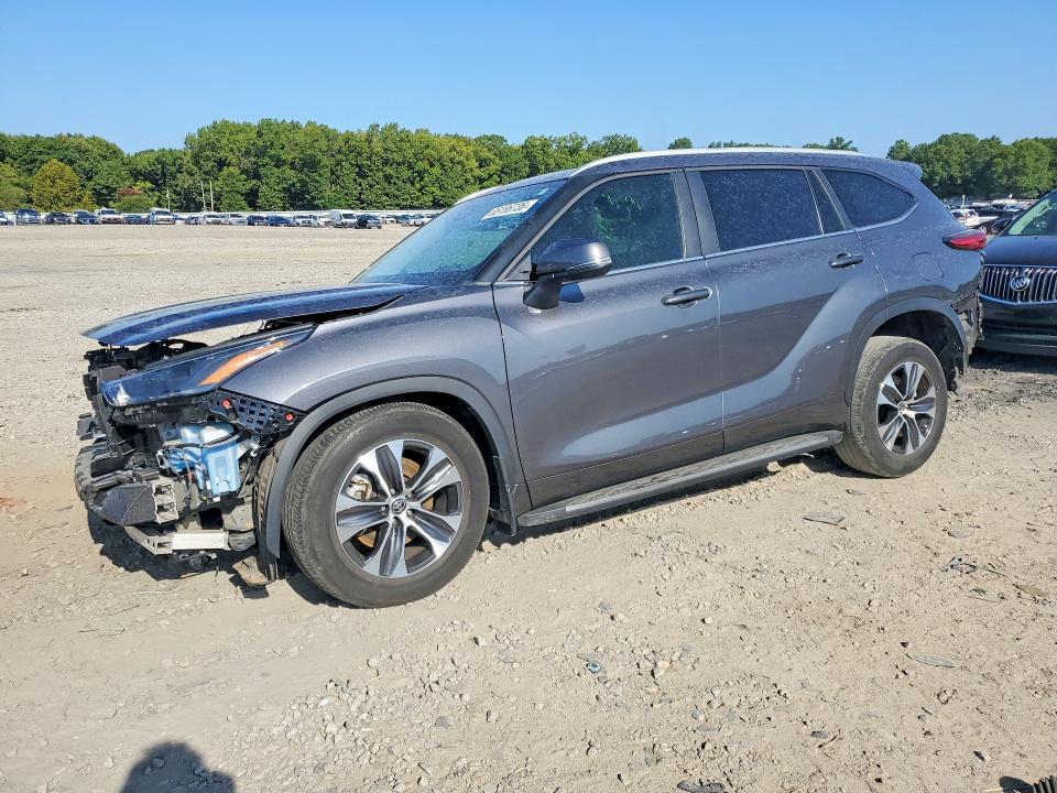 FRONT END on 2023 TOYOTA HIGHLANDER — Copart lot 65186736