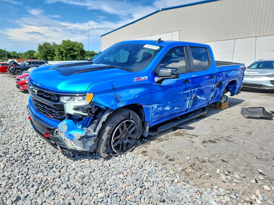 SIDE on 2025 CHEVROLET ALL MODELS — salvage auction