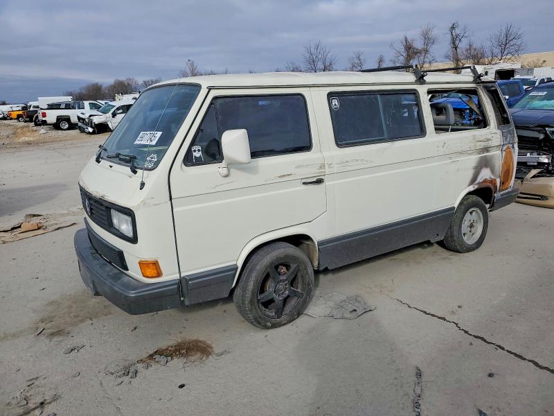 BURN damage on 1990 VOLKSWAGEN MINIVAN — salvage auction listing