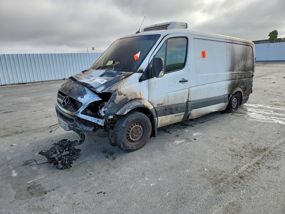 BURN damage on 2012 MERCEDES-BENZ SPRINTER — salvage auction listing