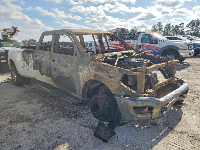 BURN on 2022 RAM 3500 — salvage auction