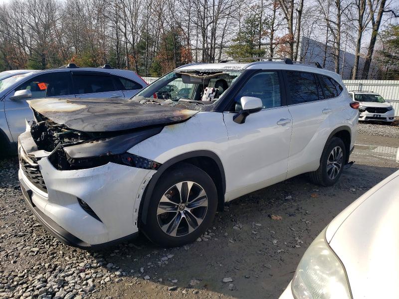 BURN on 2023 TOYOTA HIGHLANDER — salvage auction