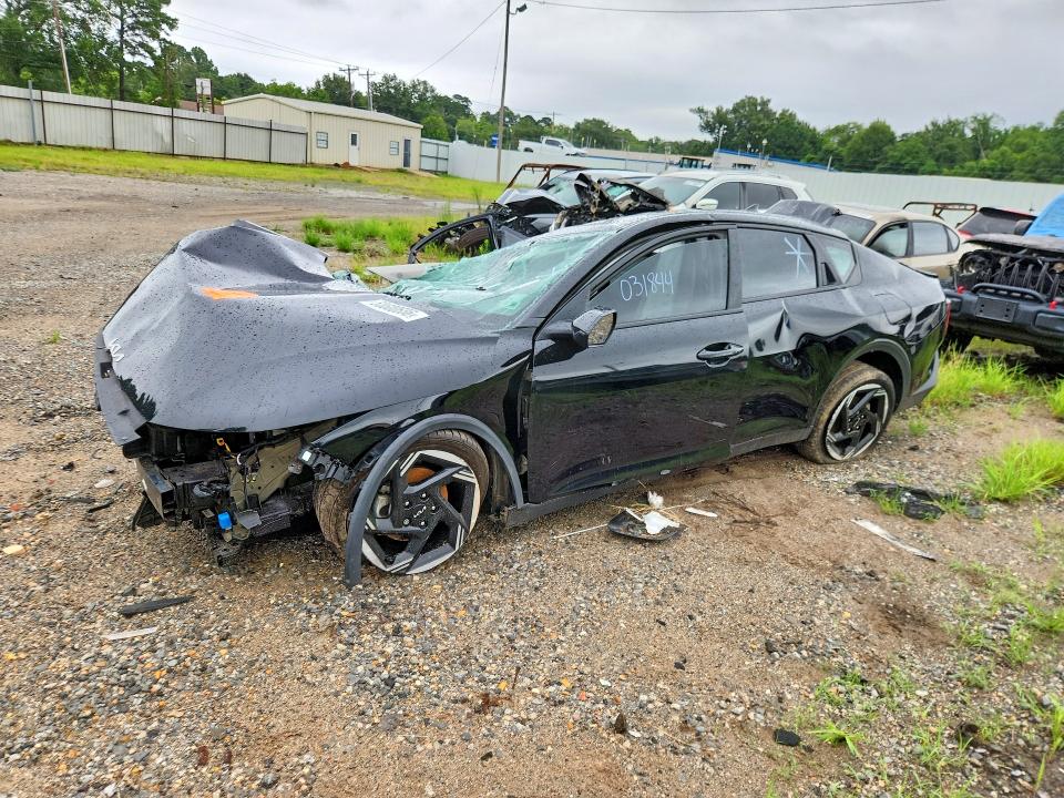 ROLLOVER damage on 2025 KIA ALL OTHER — salvage auction listing